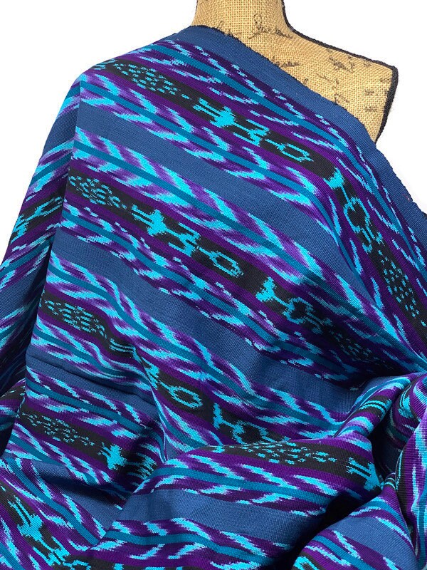 Guatemalan Handwoven Heavy Weight Turquoise and Purple Ikat
