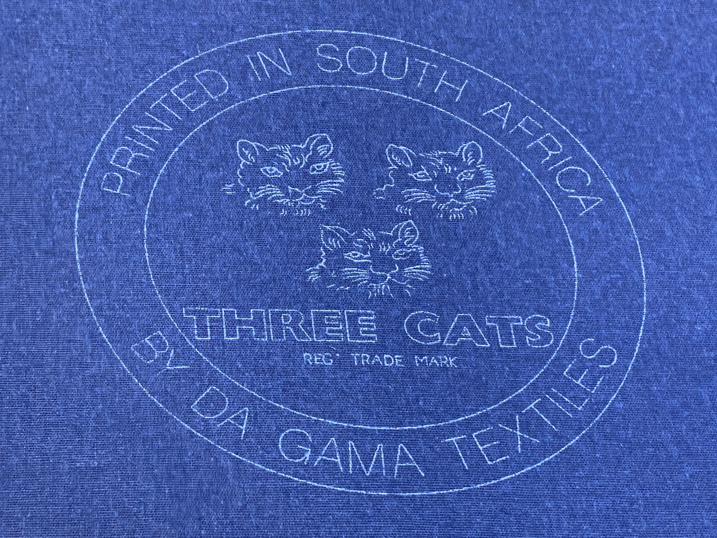 South African Shweshwe Fabric by the YARD. DaGama Three Cats Indigo Snail Trails. Cotton Print Fabric for Quilting, Apparel, and Home Décor.