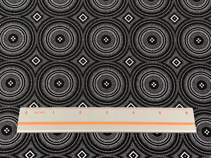South African Shweshwe Fabric by the YARD. Genuine DaGama 3 Cats Black & White Halo. 100% Cotton Fabric for Quilting, Apparel, Home Decor